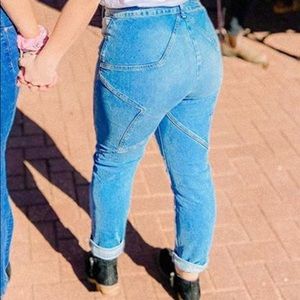 REVICE Venus Crops / Lightyear